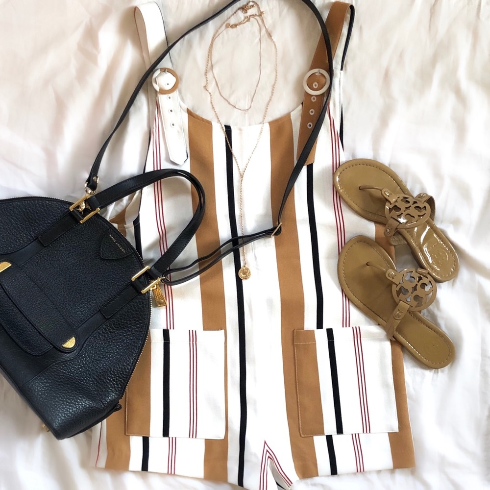 Forever 21 short overalls